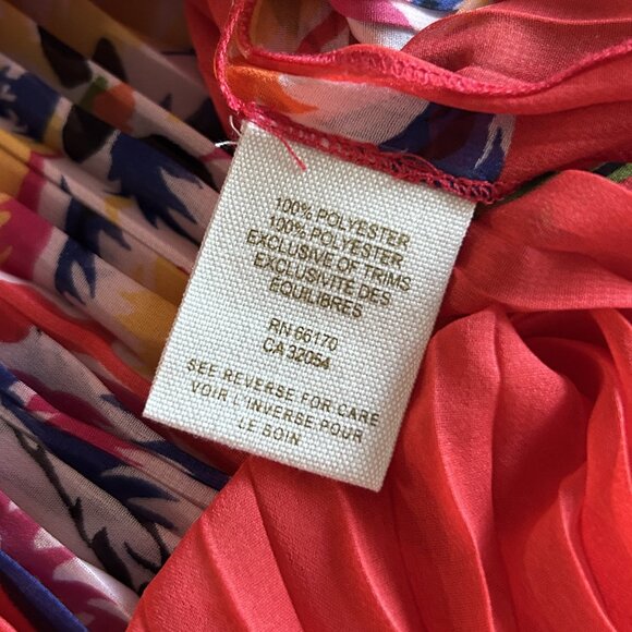 Free People Pleated Hibiscus Top ASO Alex Russo - Picture 6 of 8